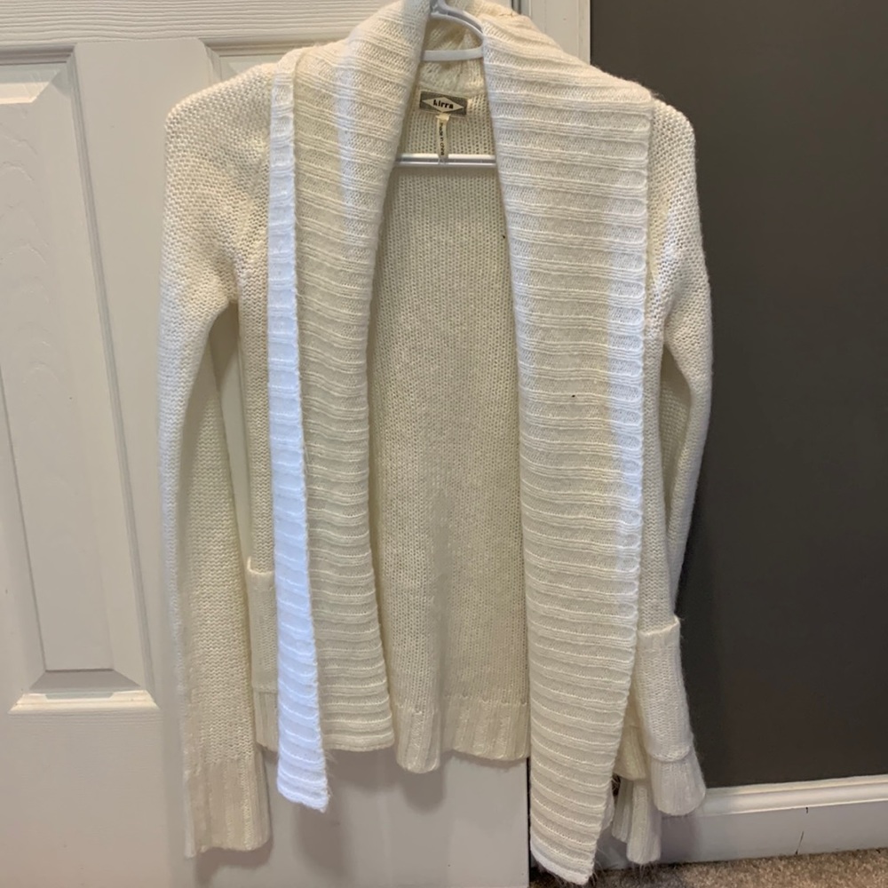 White cardigans w pockets